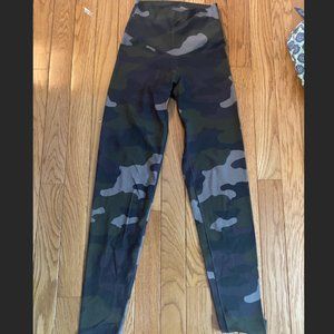 American Eagle | Camo High Wasted Athletic and Lounge Leggings
